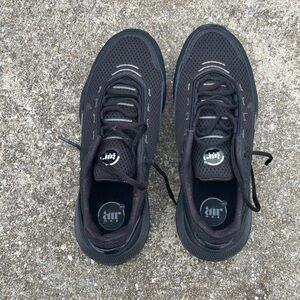 Women’s  Black Nike Air Sneakers